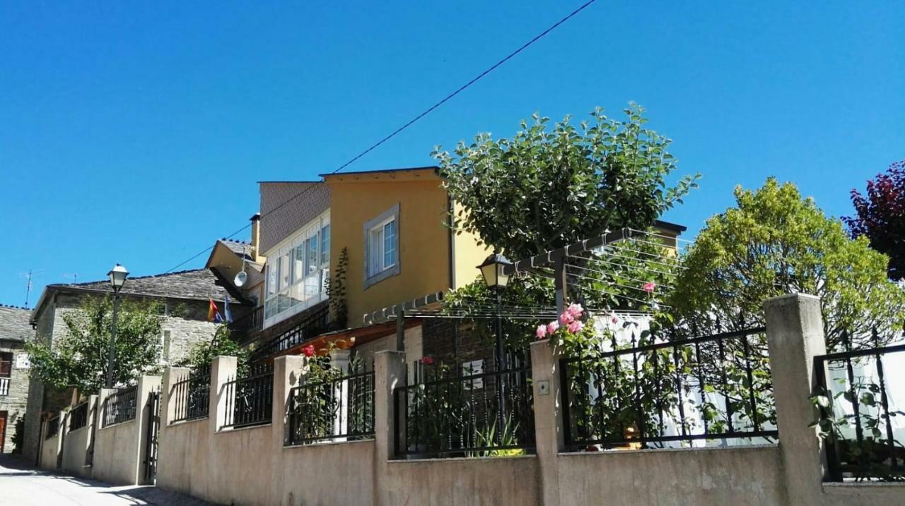 Отель Casa David Триакастела Экстерьер фото